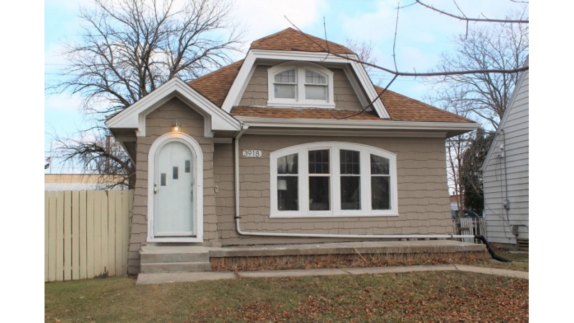 3918 N 36th St Milwaukee, WI 53216 by Shorewest Realtors $149,900