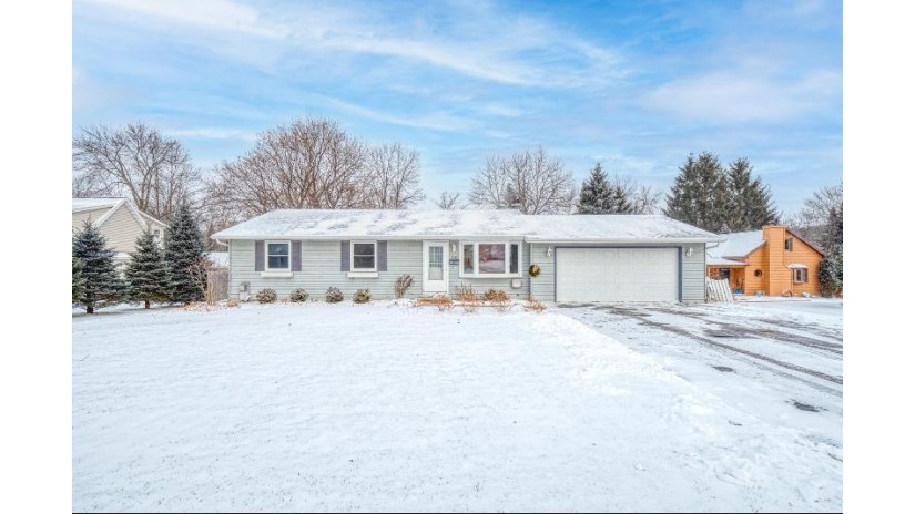 3742 Main Ave Sheboygan, WI 53083 by Pleasant View Realty, LLC $196,400