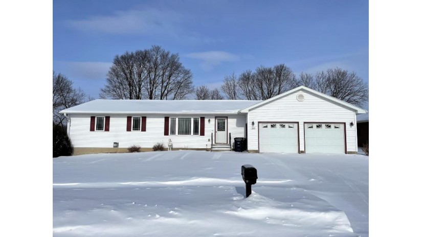 320 Driftwood St West Salem, WI 54669 by Assist-2-Sell Homes For You Realty $335,000