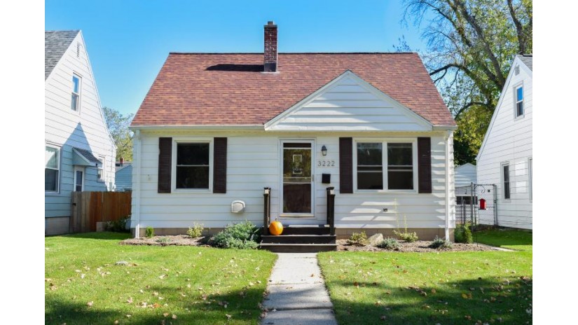 3222 N 85th St Milwaukee, WI 53222 by First Weber Inc- Greenfield $174,900