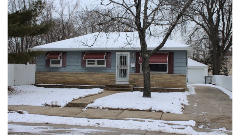 5370 N 62nd St Milwaukee, WI 53218 by Shorewest Realtors $99,900