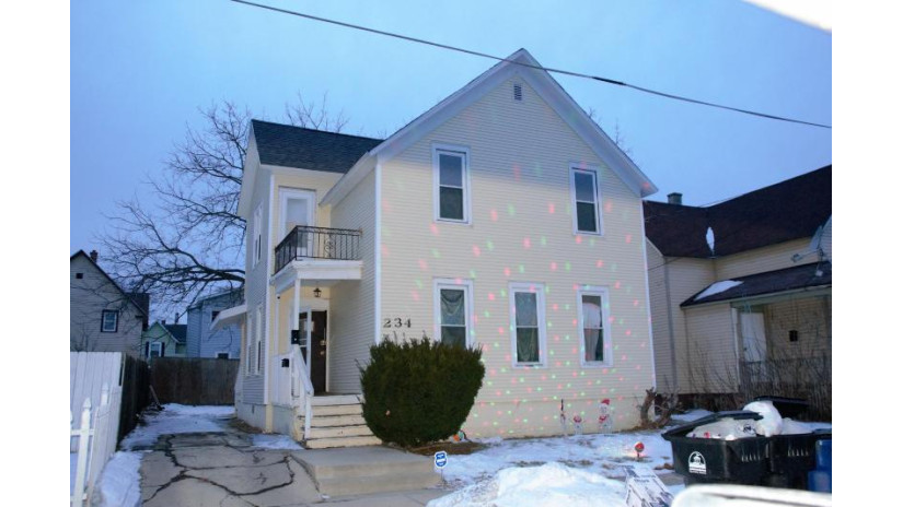 234 Frank Ave Racine, WI 53404 by RE/MAX Newport $70,000