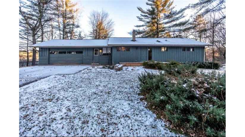 431 Woodland Drive Black River Falls, WI 54615 by Cb River Valley Realty/Brf $279,900