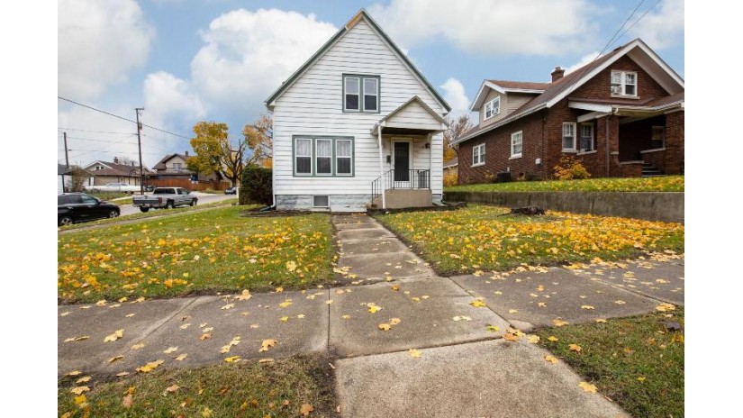 2304 15th Avenue Rockford, IL 61108 by Berkshire Hathaway Homeservices Crosby Starck Re $80,000