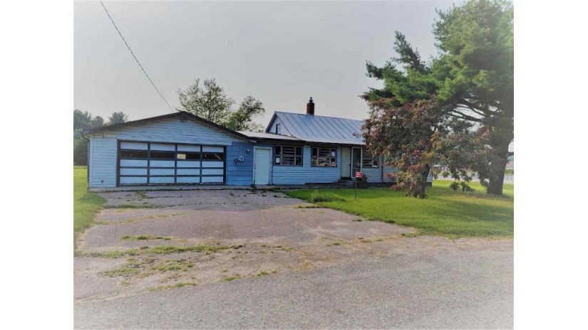 E5901 River Street Manawa, WI 54949 by Zimms and Associates Realty, LLC $82,900