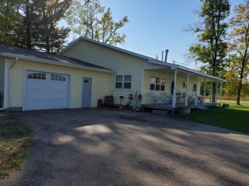 N5699 Maders Circle, Wescott, WI 54166