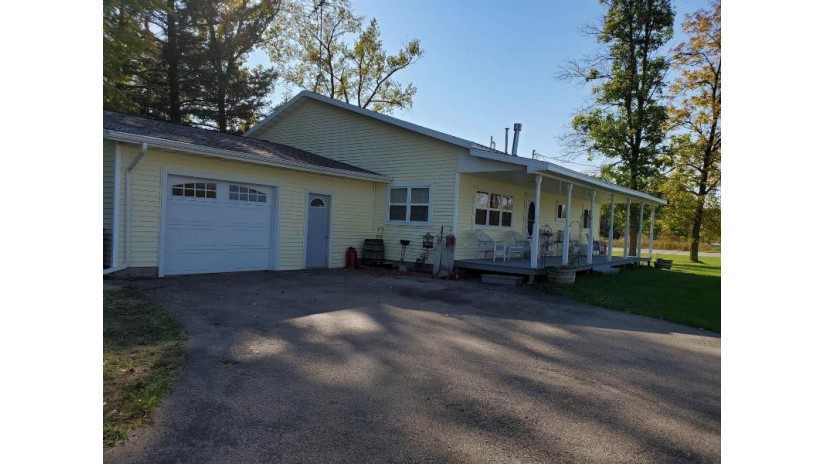 N5699 Maders Circle Wescott, WI 54166 by American Dream Real Estate, Inc. $259,900
