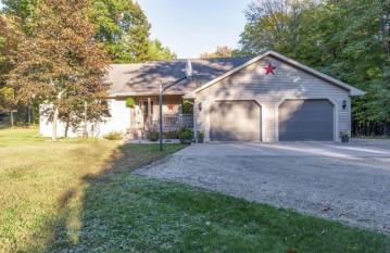 N1960 River Drive, Menominee, MI 49858