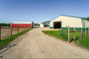 N6227 32nd Avenue, Bloomfield, WI 54940