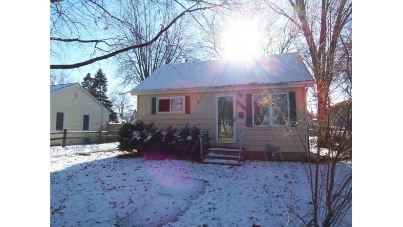 1828 Harold Street Green Bay, WI 54302 by Resource One Realty, Llc $72,901