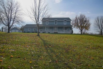 W2579 Hidden Lane, Lessor, WI 54165