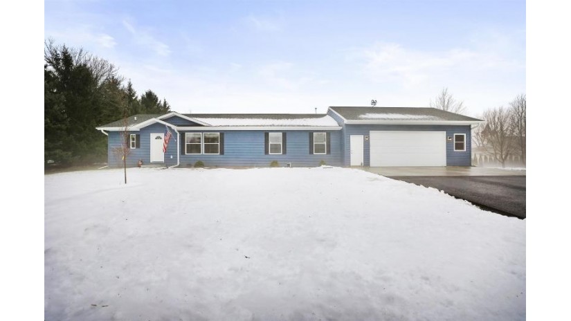 E9119 Danke Drive Caledonia, WI 54940 by Coldwell Banker Real Estate Group $289,900