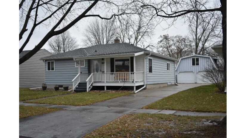 277 Lawrence Avenue Fond Du Lac, WI 54935-2815 by First Weber, Inc. $179,900
