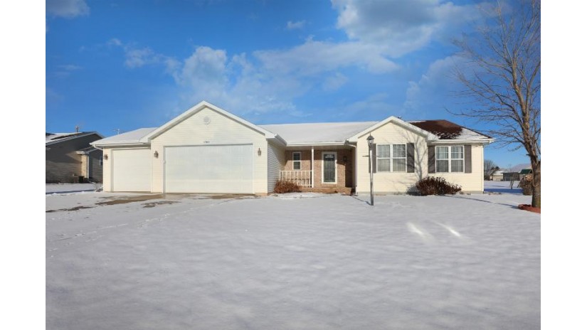 W7062 Buttercup Court Greenville, WI 54942 by Coldwell Banker Real Estate Group $290,000