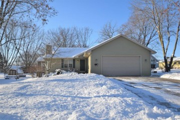 66 19th Street, Clintonville, WI 54929