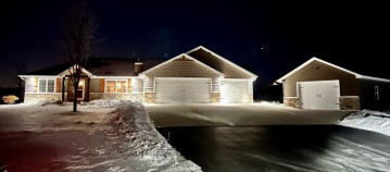 W7521 Cross Country Lane, Ellington, WI 54944