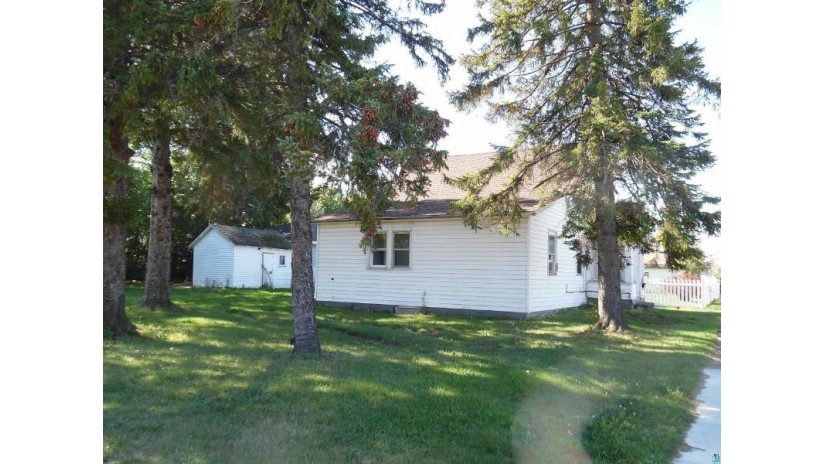 116 6th St E Ashland, WI 54806 by By The Bay Realty $62,000