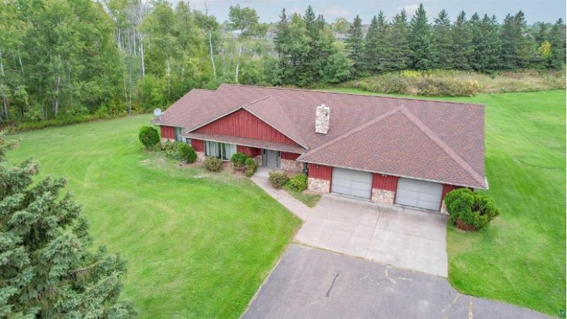 2 Bridgeview Dr Superior, WI 54880 by Re/Max Results $389,900