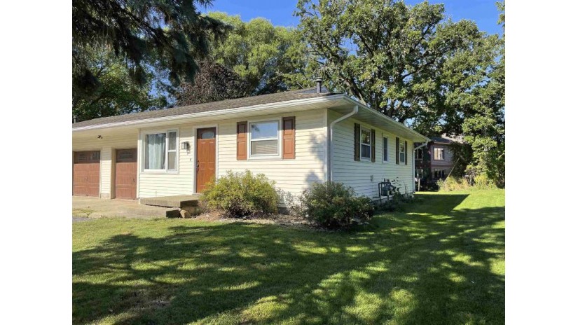 7 S Western Ave Deerfield, WI 53531 by Badger Realty Team $164,900