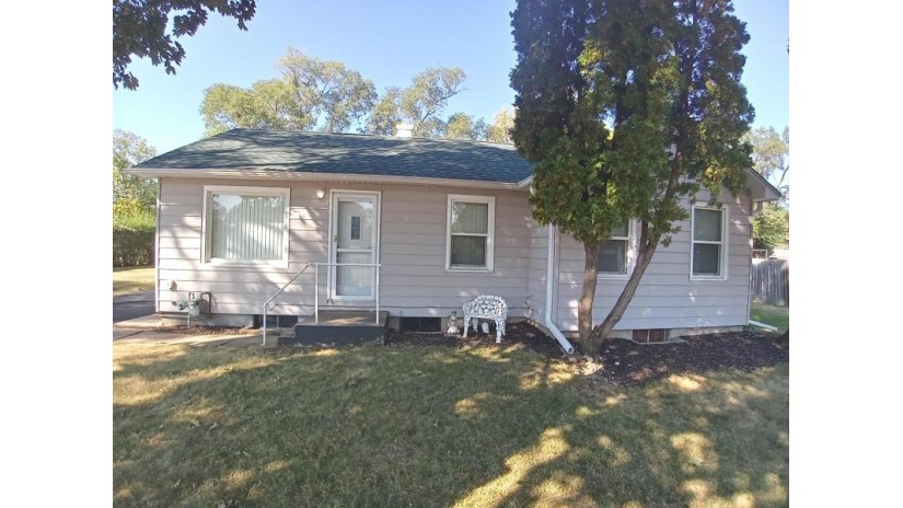2000 S Mound Ave Beloit, WI 53511 by Century 21 Affiliated $112,000