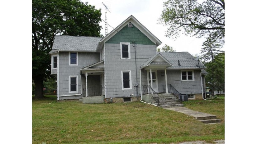 2934 S Caroline St Plymouth, WI 53576 by Re/Max Preferred $162,000