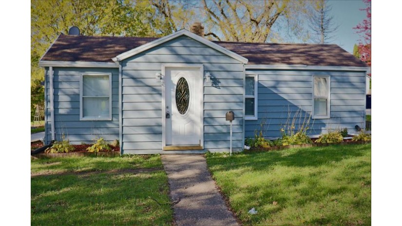541 Williams St Janesville, WI 53545 by Century 21 Affiliated $143,999