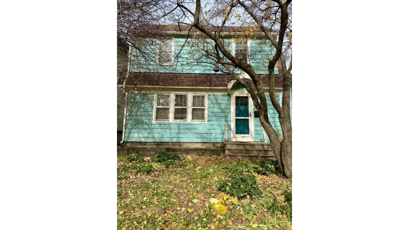 1214 Drake St Madison, WI 53715 by Three Sons Real Estate $535,900