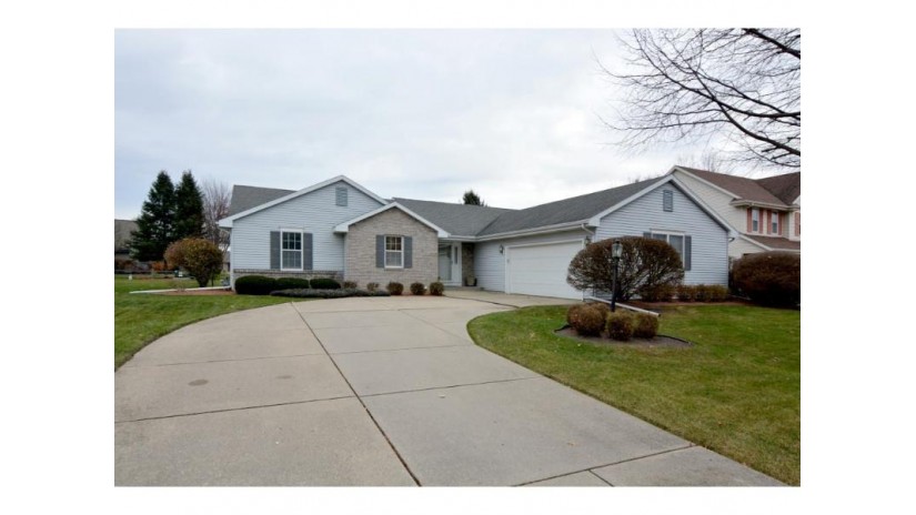 1014 Burnwyck Dr Janesville, WI 53546 by Madcityhomes.com $309,900