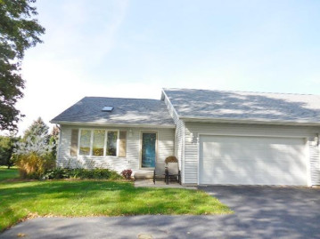 129 Martha St, Beaver Dam, WI 53916