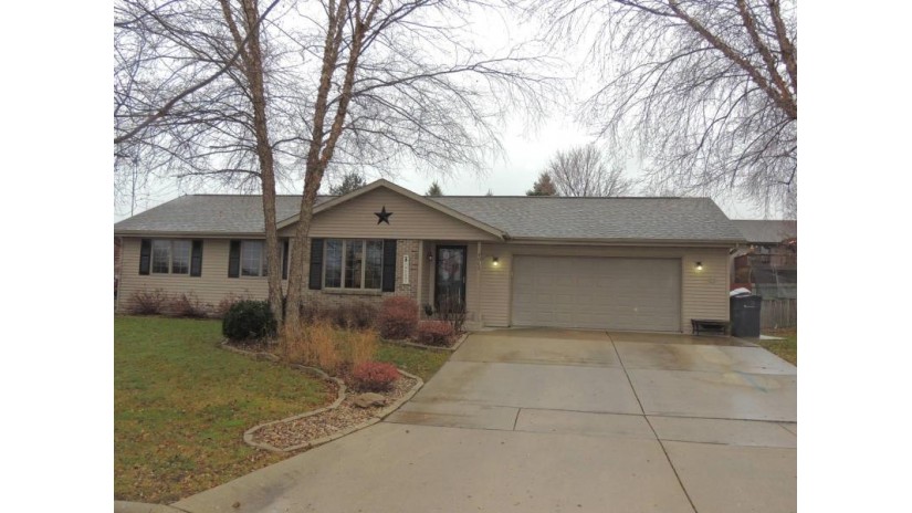 4003 Balmoral Dr Janesville, WI 53548 by First Weber Inc $250,000