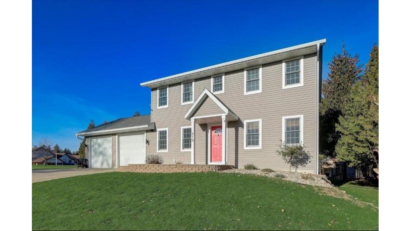 210 Kinsey Ct Evansville, WI 53536 by Realty Executives Cooper Spransy $315,000