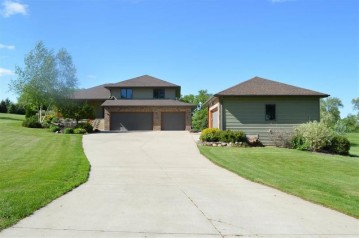 W1242 Schaller Rd, Albany, WI 53502