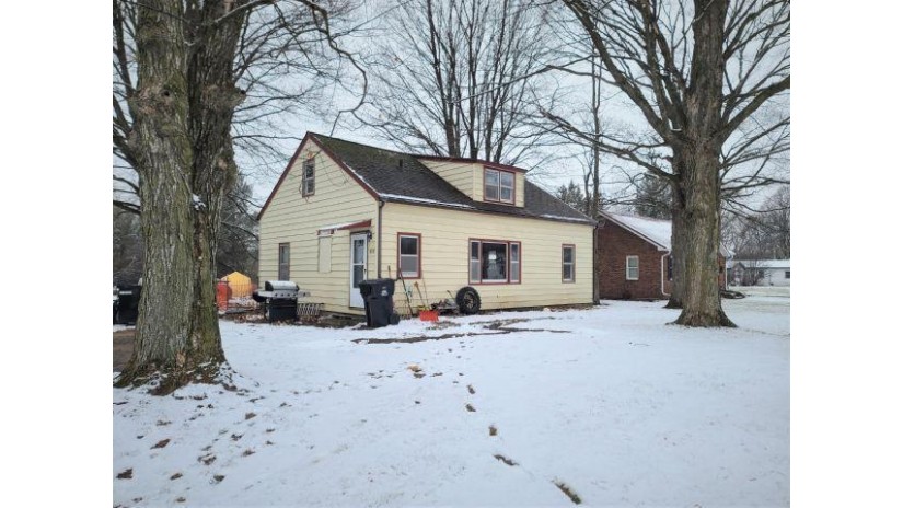 307 Ash St Frederic, WI 54837 by Edina Realty, Inc. $135,000