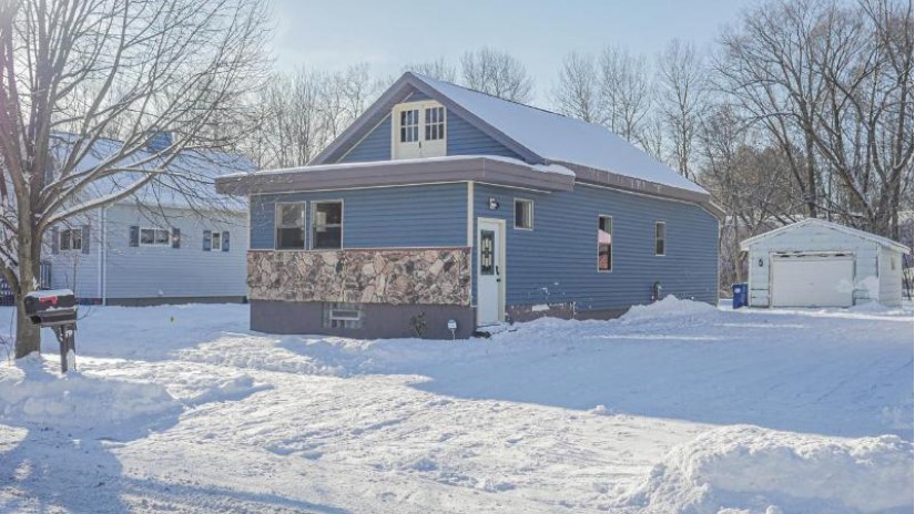 1324 South 3rd Avenue Wausau, WI 54401 by Coldwell Banker Action $109,900