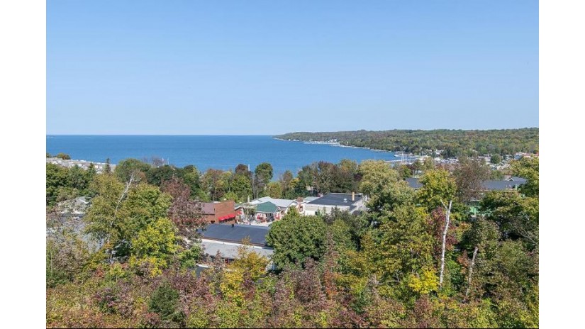 10609 Shore View Place 101 Sister Bay, WI 54234 by Kellstrom-Ray Agency $799,900
