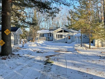 5254 Rangeline Rd, Lincoln, WI 54521