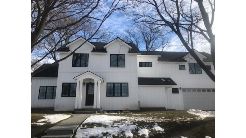 137 East St Lake Geneva, WI 53147 by RE/MAX Plaza $729,900