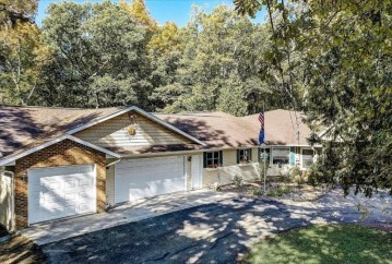 N5865 County Road A, Oak Grove, WI 53039-9755