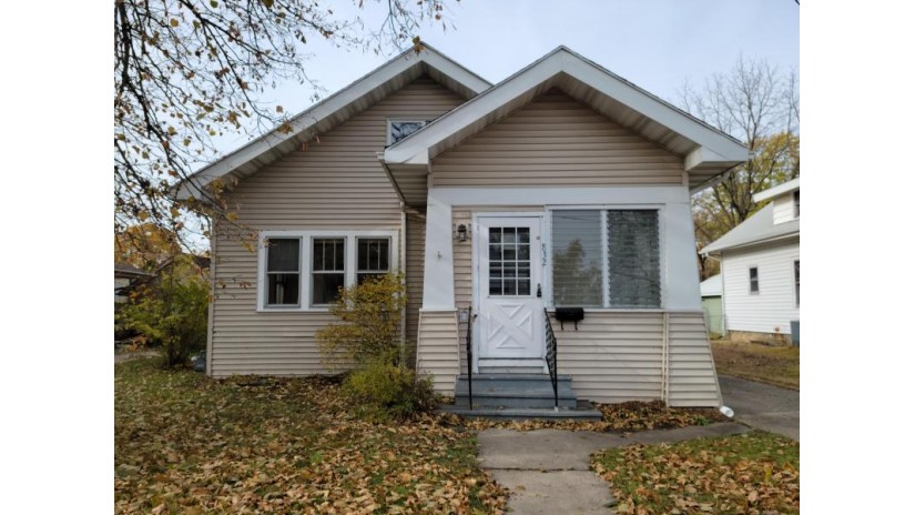 832 Moore St Beloit, WI 53511 by NextHome Success-Ft Atkinson $91,900