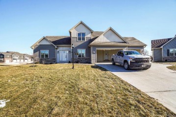 2045 Norfolk Ct, Union Grove, WI 53182