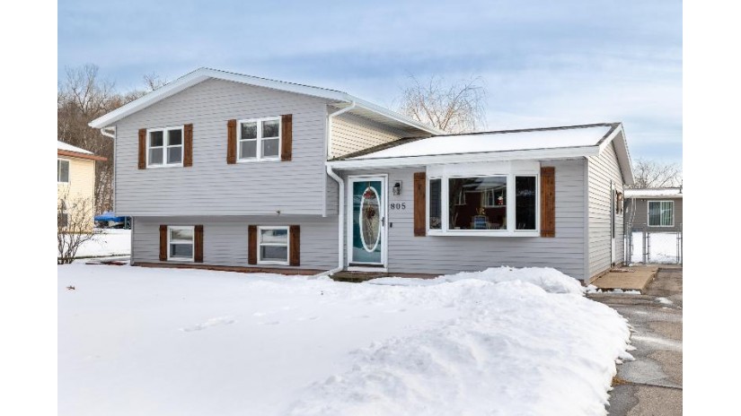 805 Evergreen Dr Holmen, WI 54636 by Century 21 Affiliated $249,995