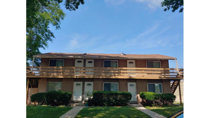 407 S 94th Pl 411 Milwaukee, WI 53214 by Krieser Real Estate, LLC $550,000