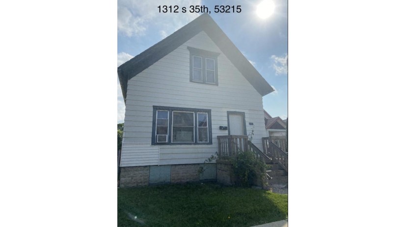 1312 S 35th St A Milwaukee, WI 53215 by Berkshire Hathaway HomeServices Metro Realty $95,000