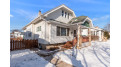 3663 S Lenox St Milwaukee, WI 53207 by Shorewest Realtors $225,000