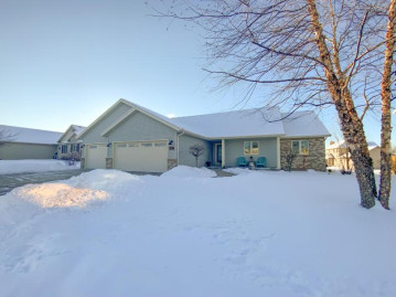 929 South St, Watertown, WI 53094-7715