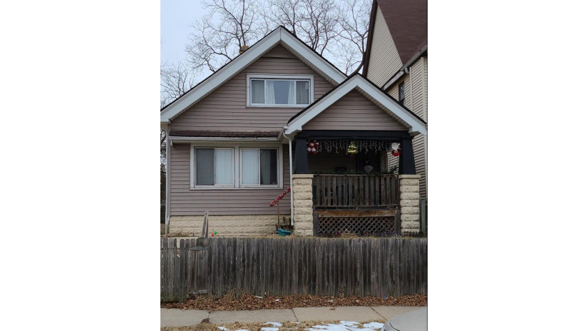 2219 N 33rd St Milwaukee, WI 53208 by Root River Realty $49,900