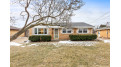 6217 W Allerton Ave Greenfield, WI 53220 by Shorewest Realtors $249,000