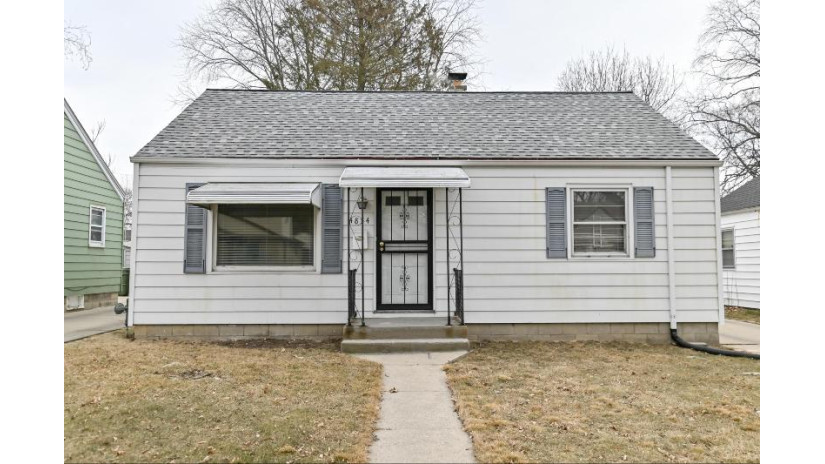 4854 N 55th St Milwaukee, WI 53218 by First Weber Inc -NPW $75,000