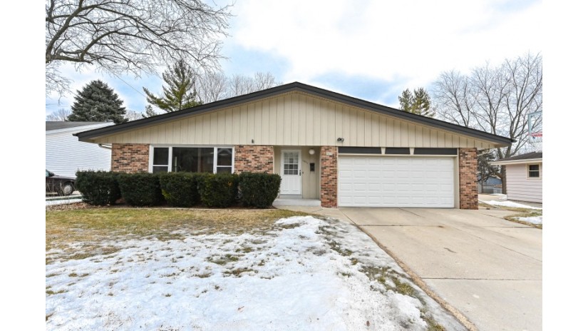 1411 N 12th Ave West Bend, WI 53090 by Shorewest Realtors $269,900
