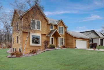 W158S7349 Martin Dr, Muskego, WI 53150